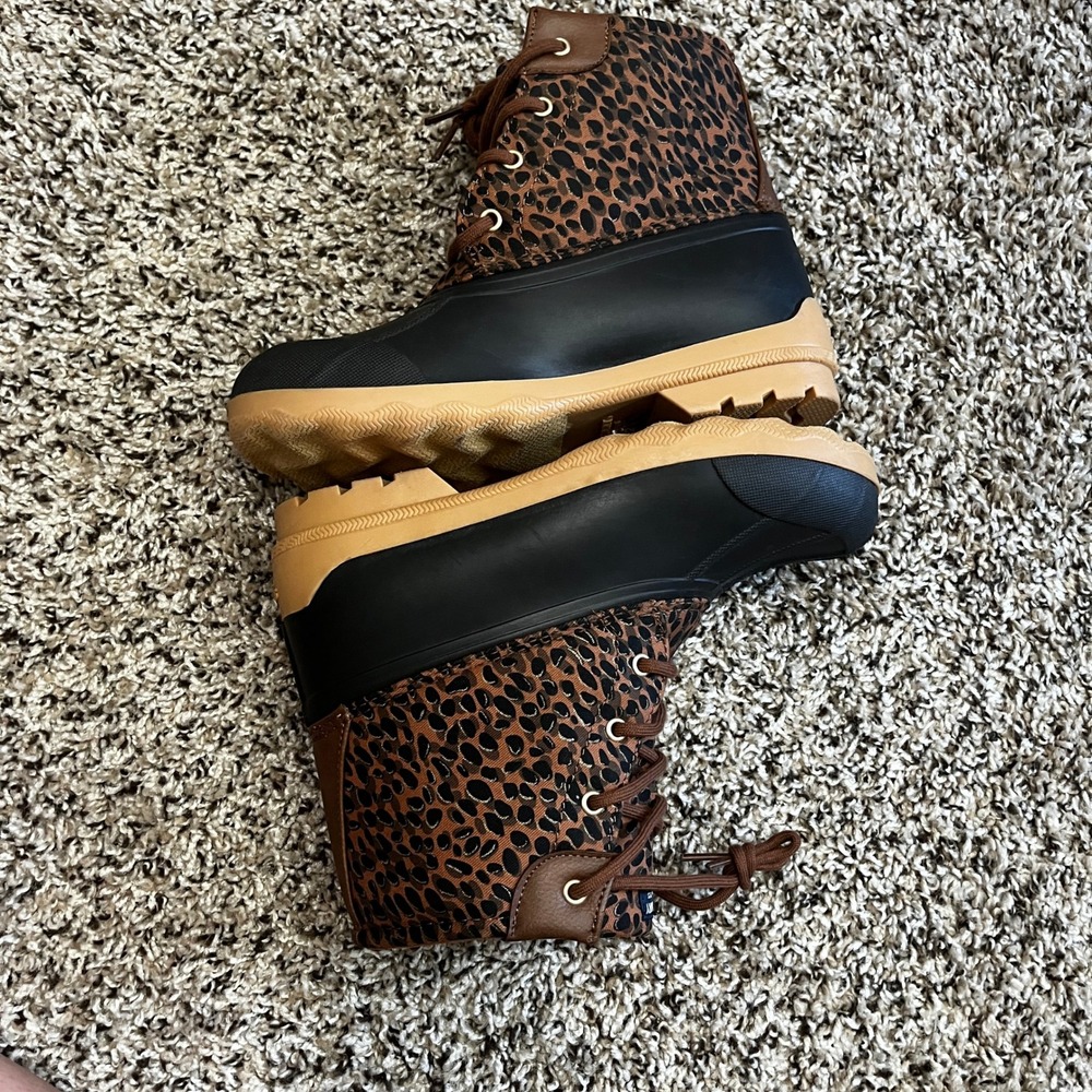 Girls Sperry Boots Animal Waterproof Size 4 - Picture 4 of 10